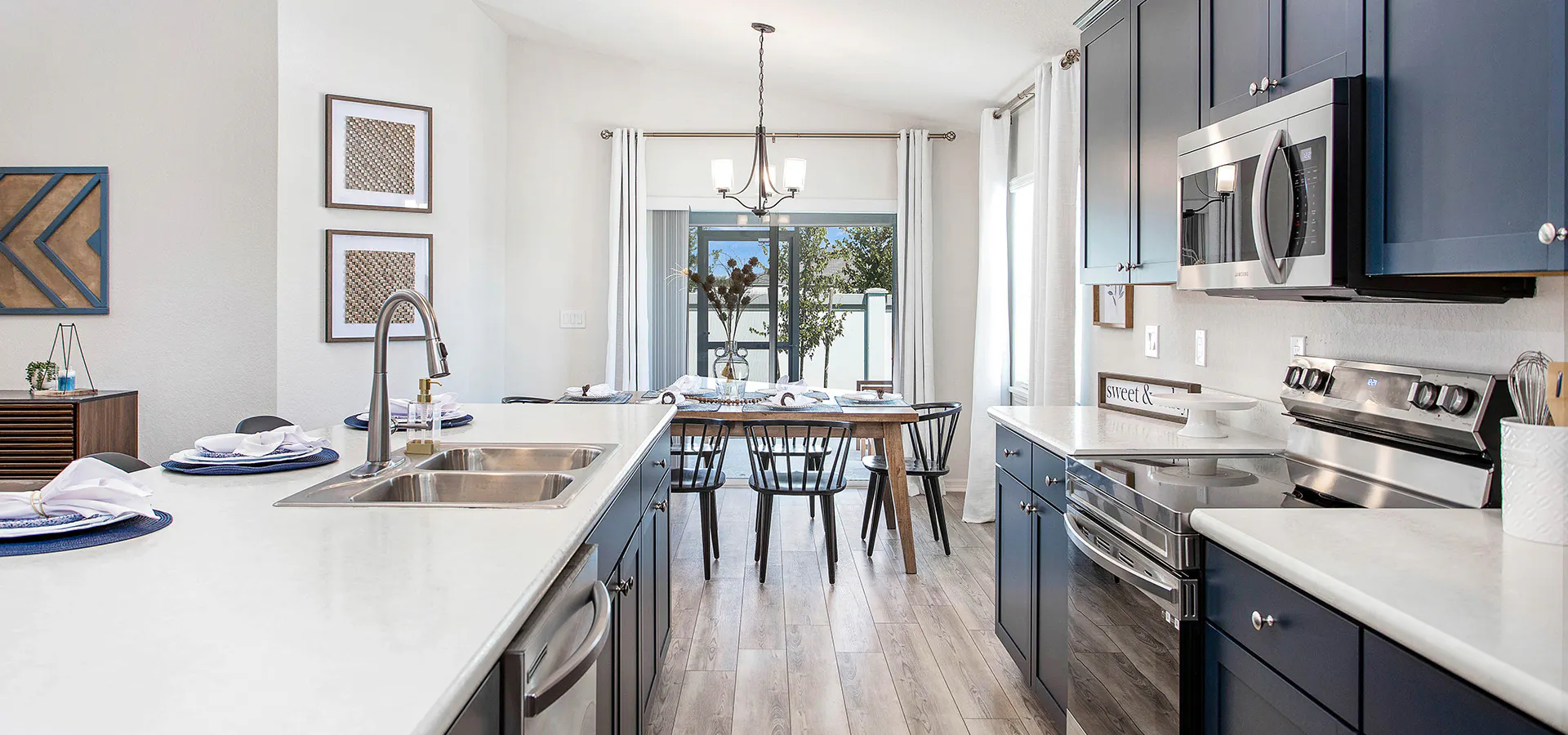 Samsung appliances included with Highland Homes in Florida
